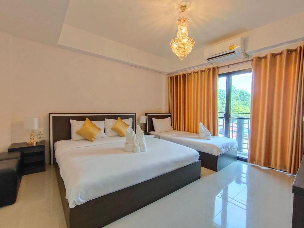 Bann Tawan Hostel&Spa Chiang Rai Bagian luar foto