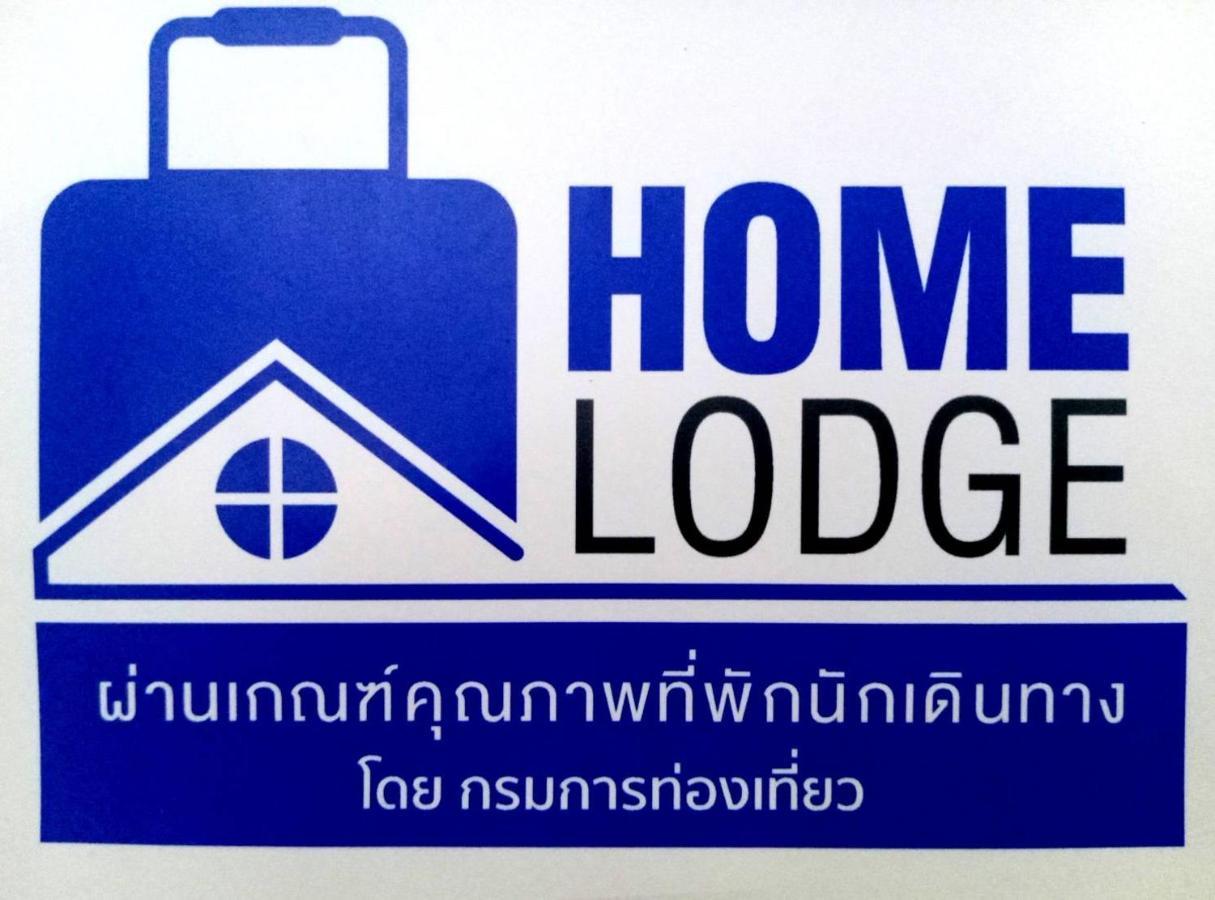 Bann Tawan Hostel&Spa Chiang Rai Bagian luar foto
